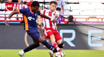 Antalyaspor - RAMS Başakşehir Maçında İlk Yarının Özeti: 0-2