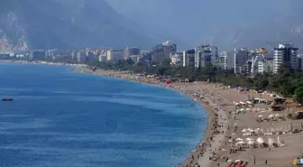 Antalya'da Ekim Ayında Yazdan Kalma Sıcak Günler