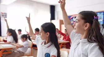 28 Ekim okullar tatil mi, okullar yarım gün mü?