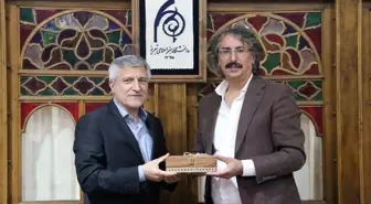 Atatürk Üniversitesi Güzel Sanatlar Fakültesi'nden İran'a Sanat Köprüsü Ziyareti