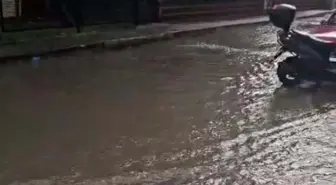Çanakkale'de Sağanak Yağış Hayatı Olumsuz Etkiledi