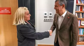 CHP Genel Başkanı Özgür Özel, Değer Denktaş ile Bir Araya Geldi