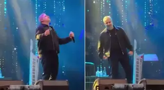 Emrah sahnelere geri döndü! Bu kez şarkıları değil tarzı konuşuluyor