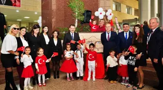 İzmir Adalet Anaokulu'ndan Cumhuriyet Bayramı Resim Sergisi