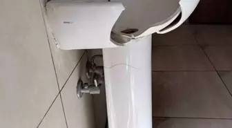 Bilecik'te Cami Lavabolarını Kıran Şahıs Yakalandı