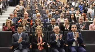 Cumhuriyetin Kazanımları Konferansı Kırklareli Üniversitesi'nde Gerçekleştirildi