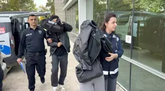 Samsun'da Metro Market'ten Yiyecek Çalan İki Kişi Yakalandı