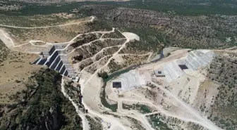 Diyarbakır'da Silvan Projesi Kapsamında Ulaşım Yolları İnşaatı Devam Ediyor