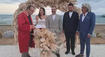 Futbol Menajeri Alp Tontu ile Cansu Yıldırım Dünyayı Evlendi