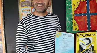 Vanlı Tiyatrocu Aziz Saydut, Uluslararası Festivale Katıldı