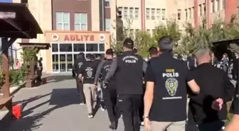 Kahramanmaraş'ta İnternetten Dolandırıcılık Yapan 9 Şüpheli Tutuklandı