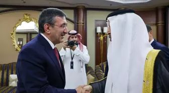 Cevdet Yılmaz, Suudi Arabistan Yatırım Bakanı ile Görüşme Yaptı
