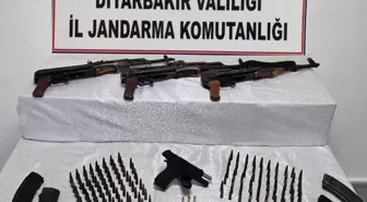 Diyarbakır'da Ruhsatsız Silah Operasyonu: Çok Sayıda Silah Ele Geçirildi