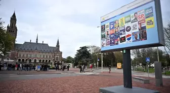 Hollanda yarın sandık başına gidiyor