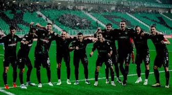 Sakaryaspor, Ziraat Türkiye Kupası'nda İnegölspor'u 4-0 Mağlup Etti