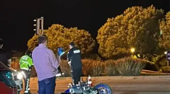 Çeşme'de Otomobil ve Motosiklet Çarpıştı: 1 Ölü, 1 Yaralı