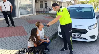 Antalya'da Motosiklet ile Otomobil Çarpıştı: 1 Yaralı