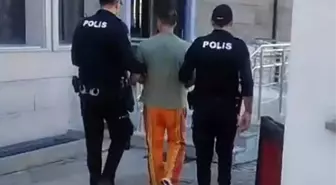 İzmir'de Uyuşturucu Kaçakçılığı Şüphesi: 750 Metrelik Kovalamaca Sonucu Yakalandı