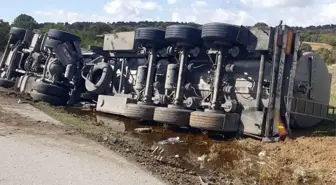 Uşak’ta Tır Kazası: Sürücü Yaralandı