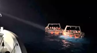 Yunan Sahil Güvenlik Unsurlarından Geri İtilen 32 Düzensiz Göçmen Kurtarıldı