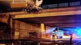Bilecik'te Viyadükte Asılı Kalan Çekici Sürücüsü Yaralandı