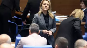 Bulgaristan Meclis Başkanlığına Raya Nazaryan Seçildi