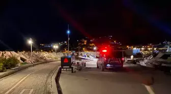 Çanakkale'de Kayalıklarda Bir Kişi Ölü Bulundu