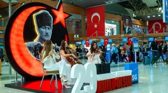 Sabiha Gökçen Havalimanı'nda 29 Ekim Cumhuriyet Bayramı Kutlamaları