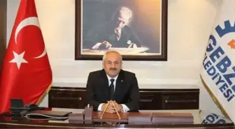 Gebze Belediye Başkanı Zinnur Büyükgöz kimdir, kaç yaşında, nereli? Zinnur Büyükgöz hangi partili?