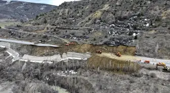 Gümüşhane-Erzincan Karayolundaki Heyelan Onarımları Sona Yaklaşıyor