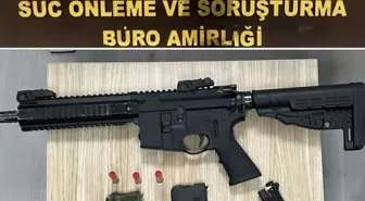İzmir'de Ruhsatsız Silah ve Uyuşturucu Operasyonu: 6 Gözaltı