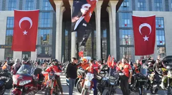 Kütahya'da Cumhuriyet Bayramı İçin Motosiklet Korteji Düzenlendi