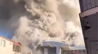 Yalova'da Bir Otelde Çatı Yangını