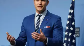 ABD Pasifik Okyanusu'nda Uyuşturucu Taşıdığı İddiasıyla Tekneye Saldırı Düzenlendi