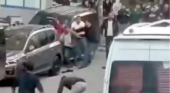 Esenyurt'ta Aileler Arasında Kavga: 2 Yaralı