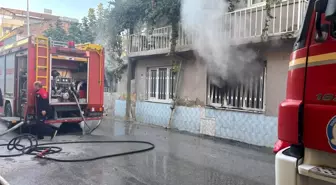 Denizli'de Ev Yangını: Yangın Kontrol Altına Alındı, Evin Durumu Kullanılamaz Hale Geldi