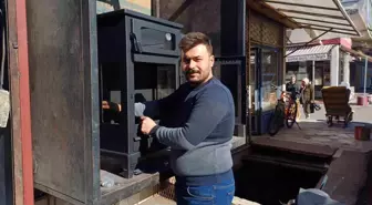 Kayseri'de Sobacıların Yüzü Gülüyor: Soğuk Hava Sobada Talebi Artırdı