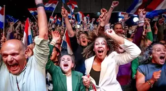 Hollanda seçimleri: Aşırı sağcı Wilders ile sosyal demokratlar yarışıyor