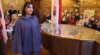 Kırklareli'nde Sağlığın Tarihi Adımları Defilesi Düzenlendi