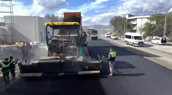 Samsun Büyükşehir Belediyesi 17 ilçede yol çalışmalarını sürdürüyor