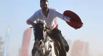 Şanlıurfa'da Depremzede Gençler İçin Atlı Gösteri Etkinliği Düzenlendi