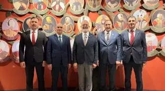 Bahadır Yenişehirlioğlu Manisa'da Esnafı Ziyaret Etti