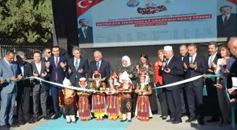 Binali Yıldırım, Mut'ta hayırseverin desteğiyle inşa edilen anaokulun açılışına katıldı