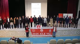 Bitlis'te Aile Yılı Konferansı Düzenlendi