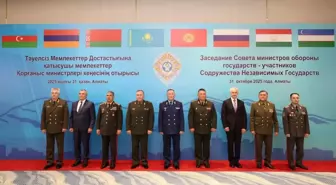 BDT Üye Ülkelerin Savunma Bakanları Almatı'da Toplandı