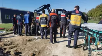 Lüleburgaz'da İnşaat Alanında Toprak Kayması: Bir İşçi Yaralandı