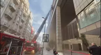 Nişantaşı'nda iş merkezi'nde yangın- 1