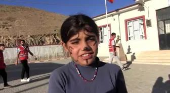 Siirt'te Kızılay Haftası Etkinlikleri: İlkokul Öğrencilerine İlk Yardım Eğitimi