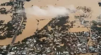Vietnam'da Şiddetli Yağışlar Sel Felaketine Neden Oldu: 13 Ölü