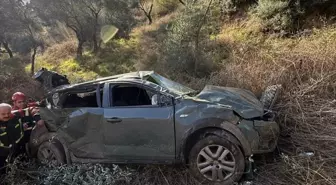 Aydın'da Otomobil Uçuruma Yuvarlandı, Sürücü Yaralandı